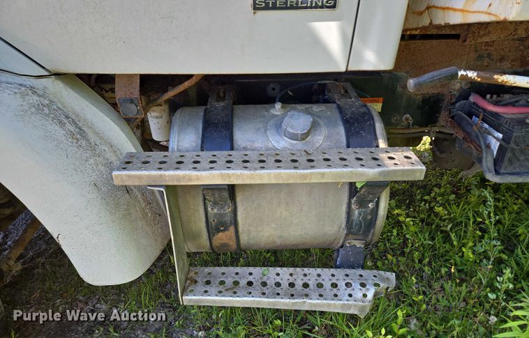 image for item EM7367 2006 Sterling L9500 dump truck