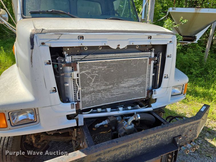 image for item EM7367 2006 Sterling L9500 dump truck