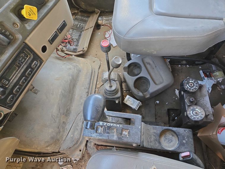 image for item EM7367 2006 Sterling L9500 dump truck