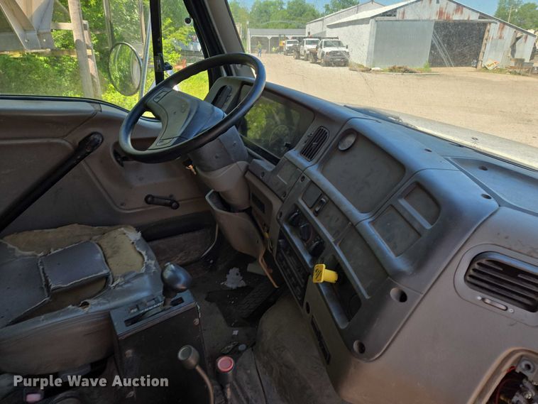 image for item EM7367 2006 Sterling L9500 dump truck