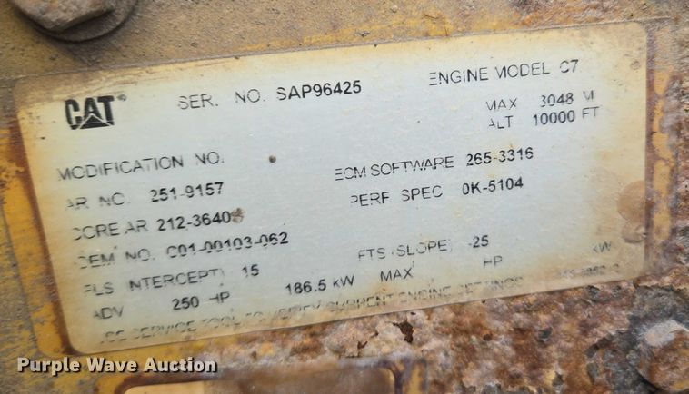 image for item EM7367 2006 Sterling L9500 dump truck