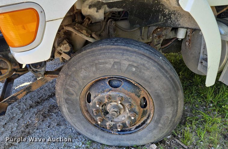 image for item EM7367 2006 Sterling L9500 dump truck