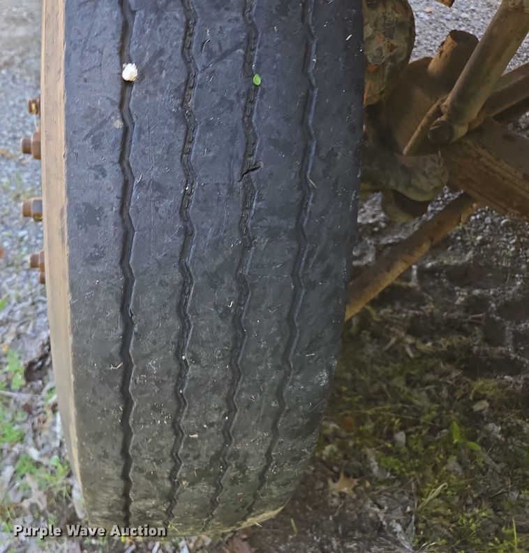 image for item EM7367 2006 Sterling L9500 dump truck