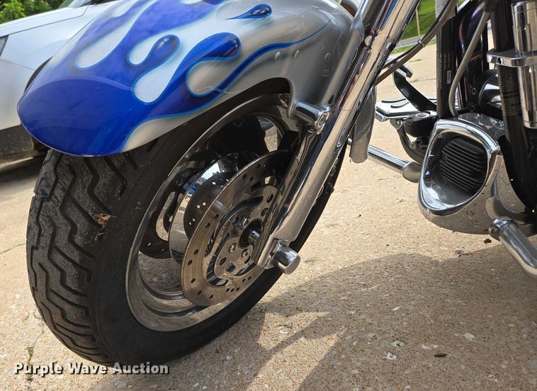 image for item EN3768 2004 Harley Davidson Fat Boy motorcycle