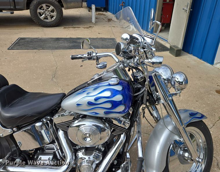 image for item EN3768 2004 Harley Davidson Fat Boy motorcycle