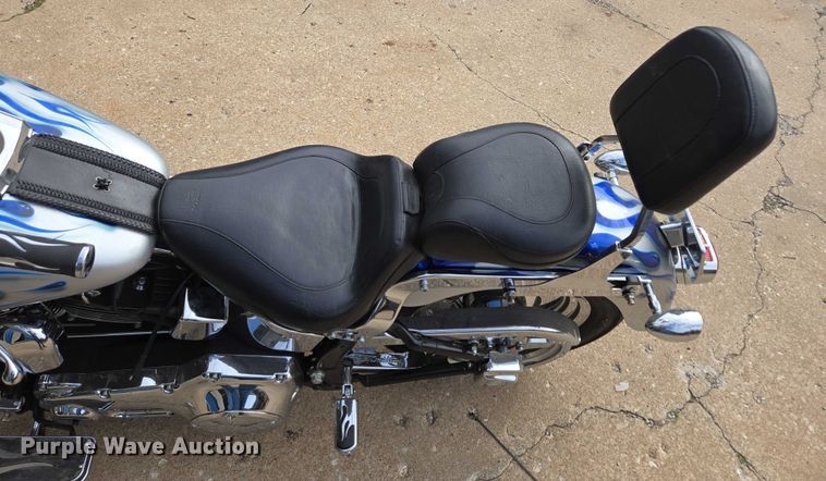 image for item EN3768 2004 Harley Davidson Fat Boy motorcycle