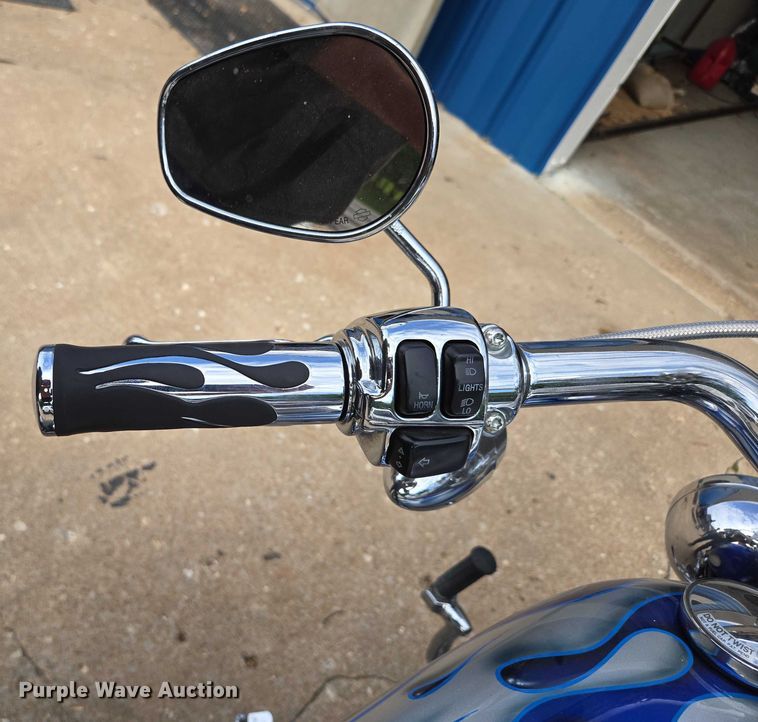 image for item EN3768 2004 Harley Davidson Fat Boy motorcycle