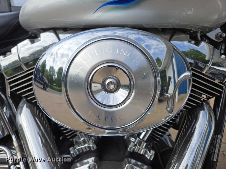 image for item EN3768 2004 Harley Davidson Fat Boy motorcycle