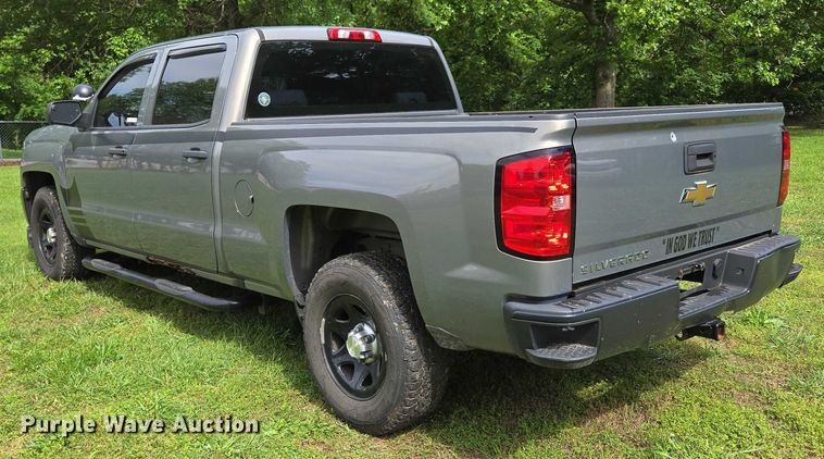 image for item EN3774 2017 Chevrolet Silverado 1500 Crew Cab pickup truck