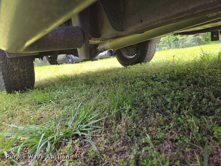 image for item EN3774 2017 Chevrolet Silverado 1500 Crew Cab pickup truck