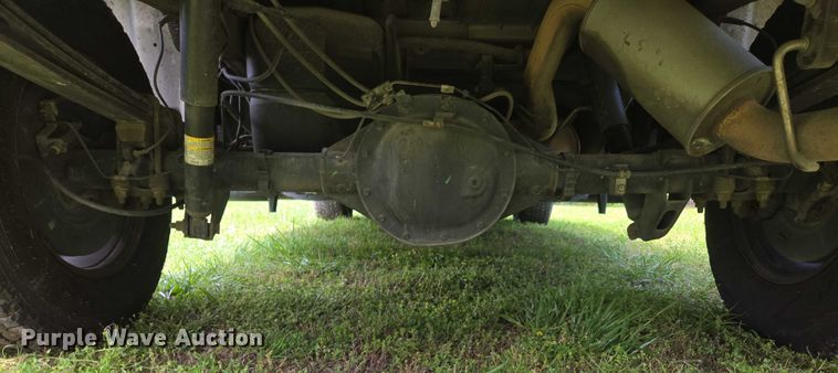 image for item EN3774 2017 Chevrolet Silverado 1500 Crew Cab pickup truck