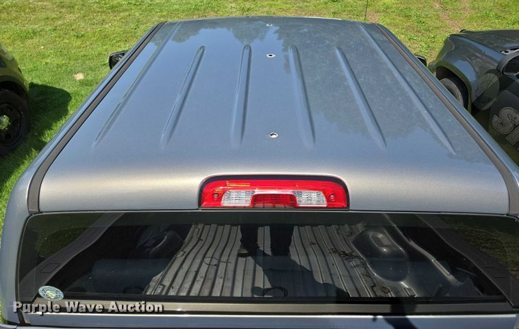 image for item EN3774 2017 Chevrolet Silverado 1500 Crew Cab pickup truck