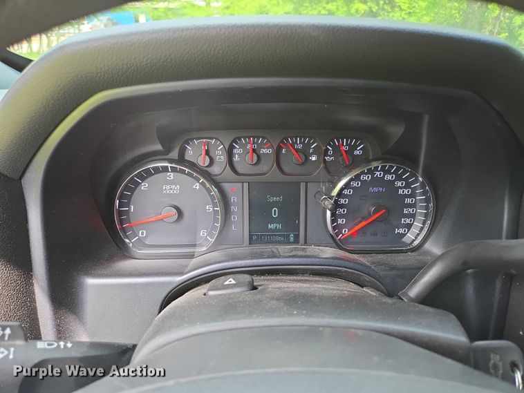 image for item EN3774 2017 Chevrolet Silverado 1500 Crew Cab pickup truck