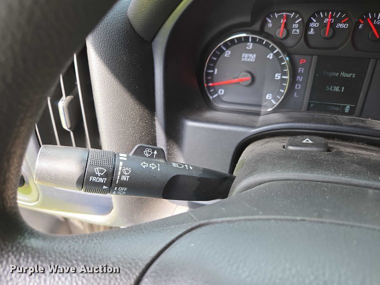 image for item EN3774 2017 Chevrolet Silverado 1500 Crew Cab pickup truck