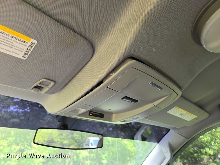 image for item EN3774 2017 Chevrolet Silverado 1500 Crew Cab pickup truck