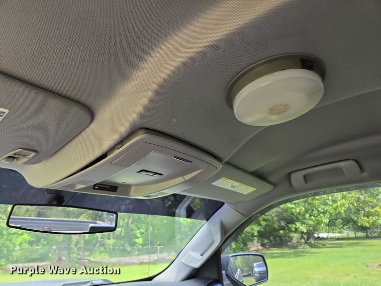 image for item EN3774 2017 Chevrolet Silverado 1500 Crew Cab pickup truck