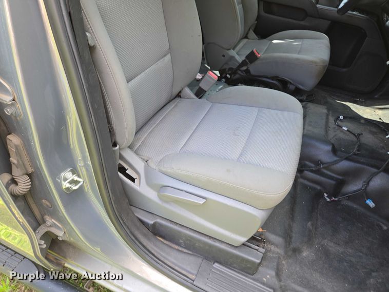 image for item EN3774 2017 Chevrolet Silverado 1500 Crew Cab pickup truck