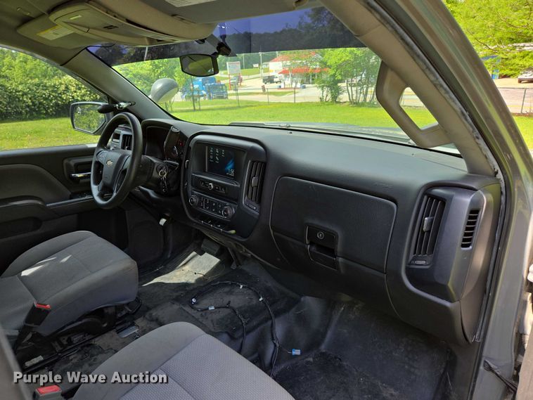 image for item EN3774 2017 Chevrolet Silverado 1500 Crew Cab pickup truck