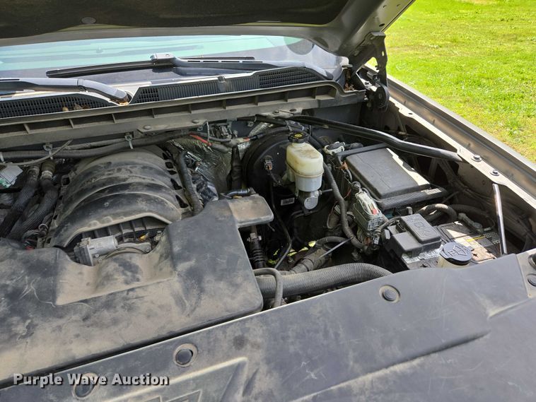 image for item EN3774 2017 Chevrolet Silverado 1500 Crew Cab pickup truck