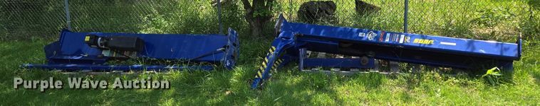 image for item EN3776 Automotive lift