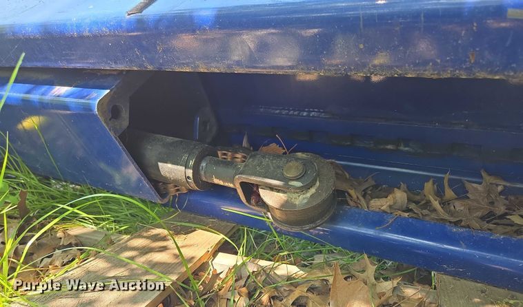 image for item EN3776 Automotive lift