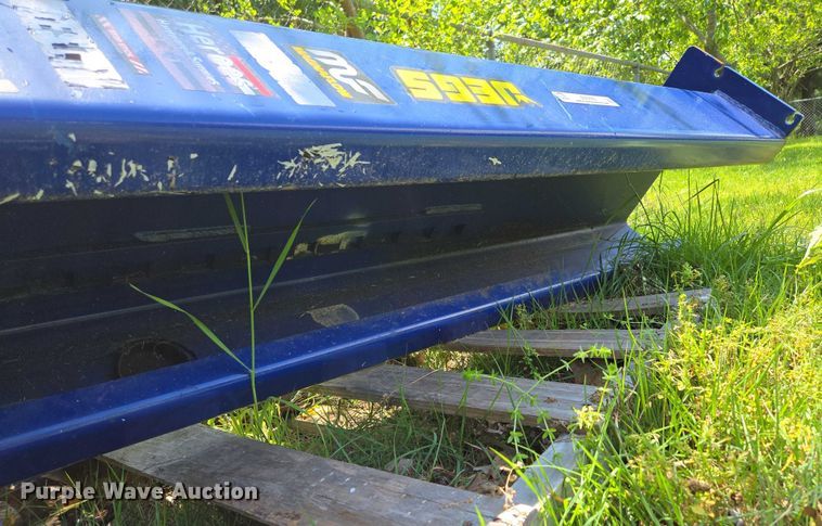 image for item EN3776 Automotive lift