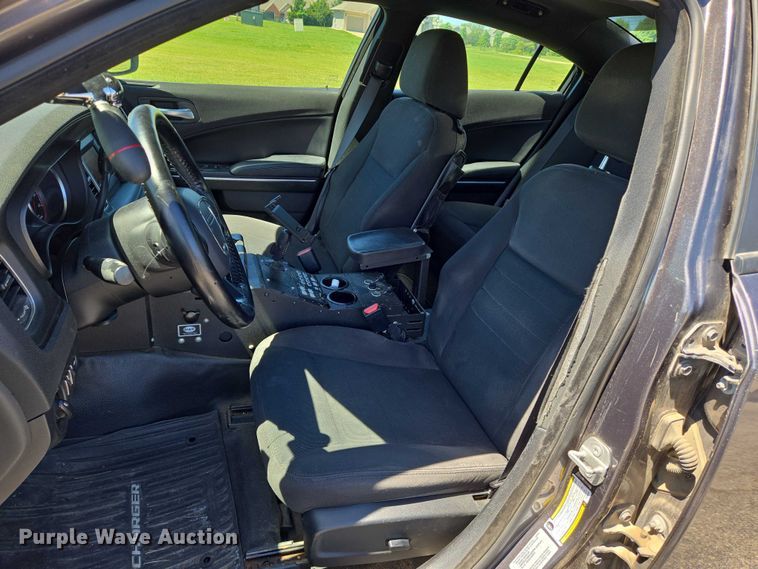 image for item EN8001 2016 Dodge Charger Police 