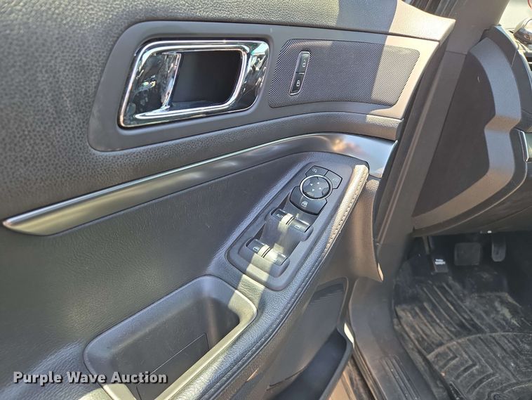 image for item EN8002 2015 Ford  Explorer Police Interceptor SUV