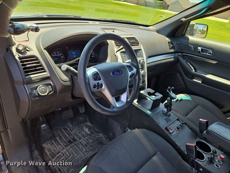 image for item EN8002 2015 Ford  Explorer Police Interceptor SUV