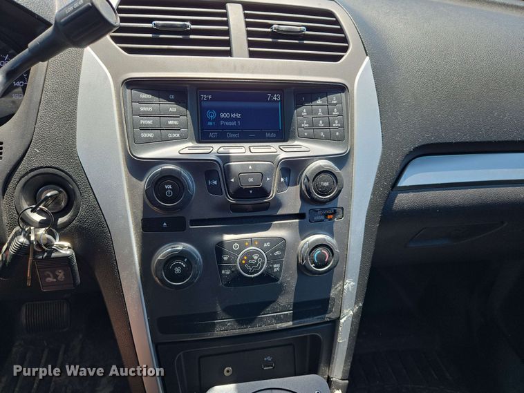 image for item EN8002 2015 Ford  Explorer Police Interceptor SUV