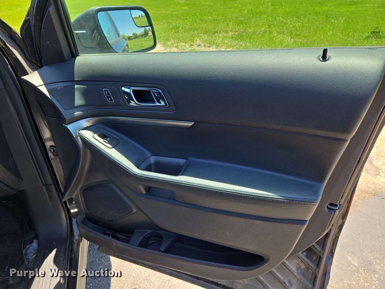 image for item EN8002 2015 Ford  Explorer Police Interceptor SUV