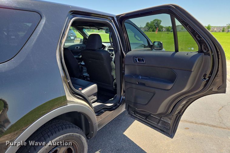 image for item EN8002 2015 Ford  Explorer Police Interceptor SUV