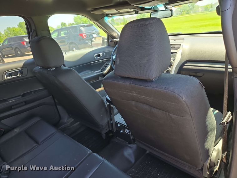 image for item EN8002 2015 Ford  Explorer Police Interceptor SUV