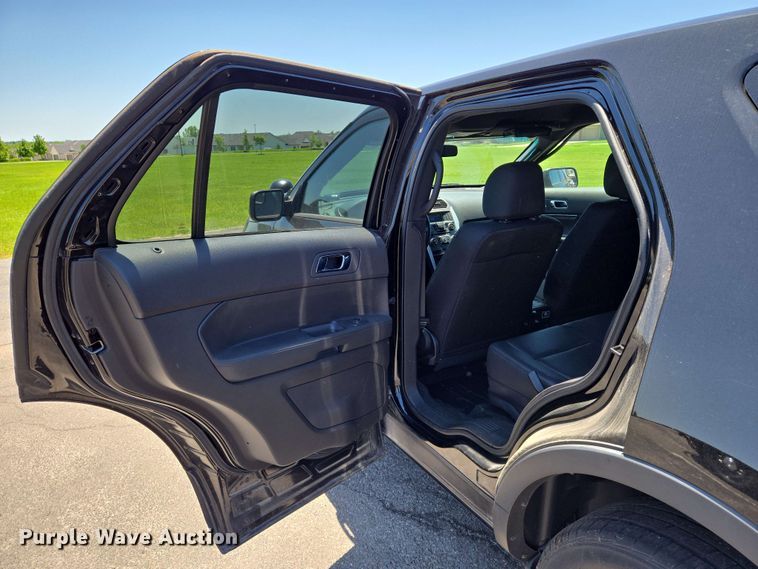 image for item EN8002 2015 Ford  Explorer Police Interceptor SUV