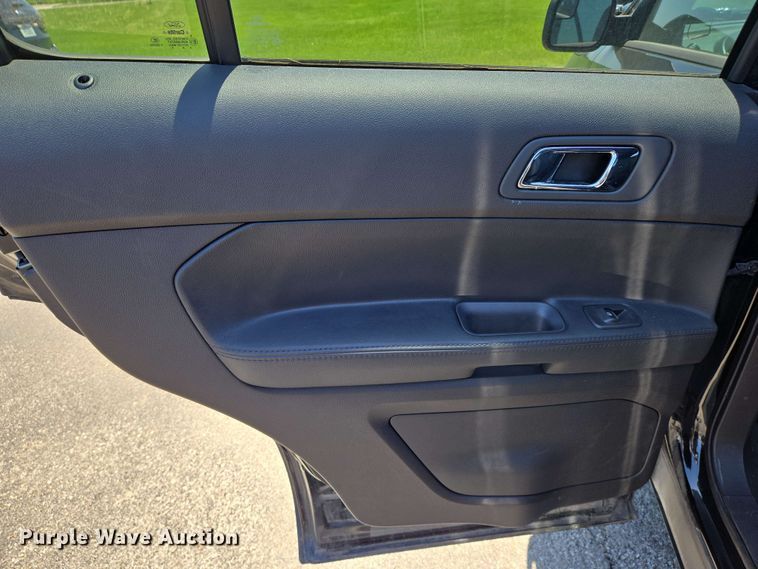 image for item EN8002 2015 Ford  Explorer Police Interceptor SUV