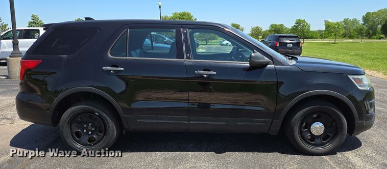 image for item EN8003 2017 Ford Explorer Police Interceptor SUV