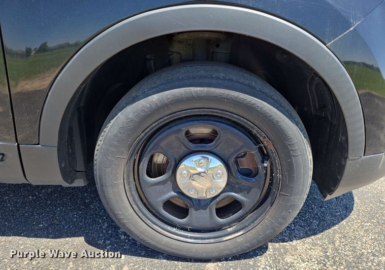 image for item EN8003 2017 Ford Explorer Police Interceptor SUV