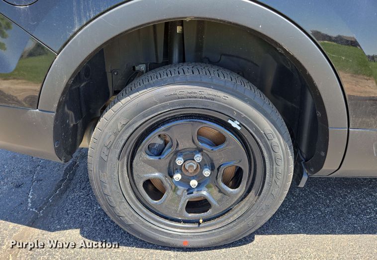 image for item EN8003 2017 Ford Explorer Police Interceptor SUV