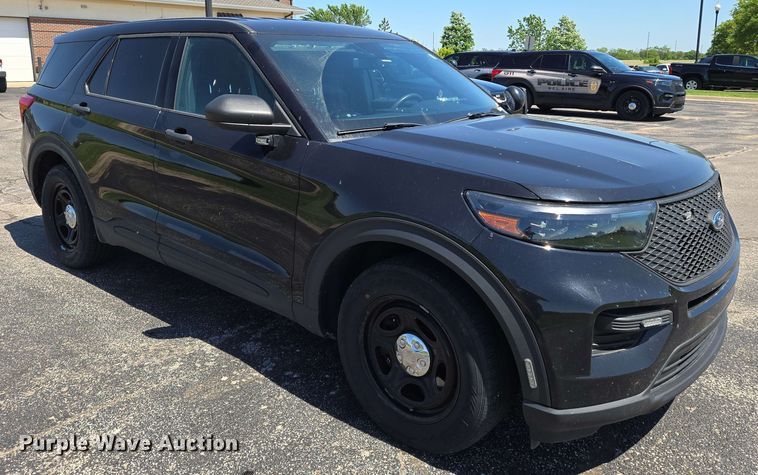 image for item EN8004 2020 Ford  Explorer Police Interceptor SUV