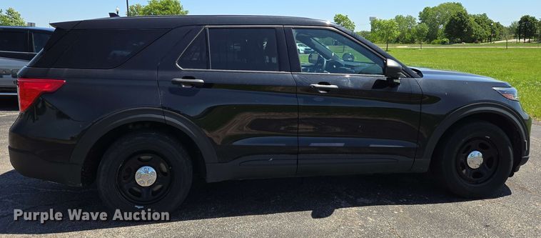 image for item EN8004 2020 Ford  Explorer Police Interceptor SUV