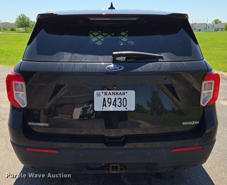 image for item EN8004 2020 Ford  Explorer Police Interceptor SUV