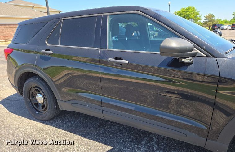 image for item EN8004 2020 Ford  Explorer Police Interceptor SUV