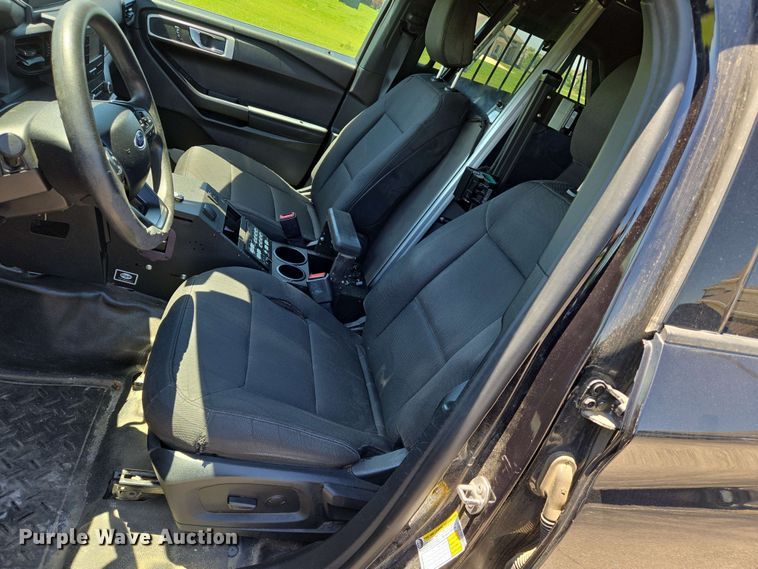 image for item EN8004 2020 Ford  Explorer Police Interceptor SUV