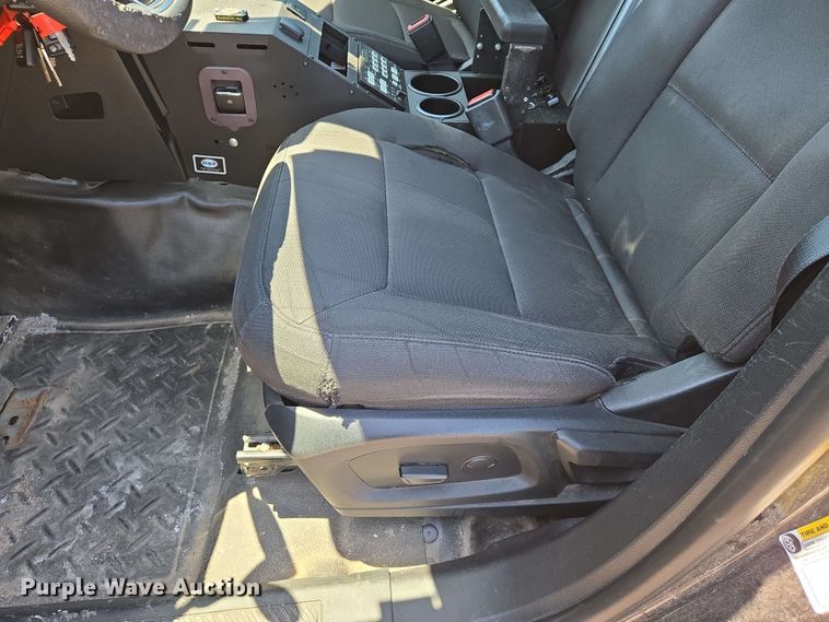 image for item EN8004 2020 Ford  Explorer Police Interceptor SUV