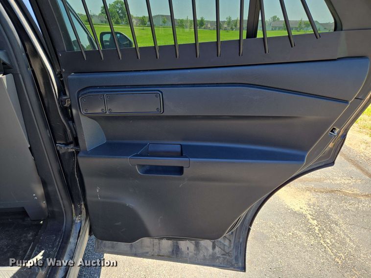 image for item EN8004 2020 Ford  Explorer Police Interceptor SUV