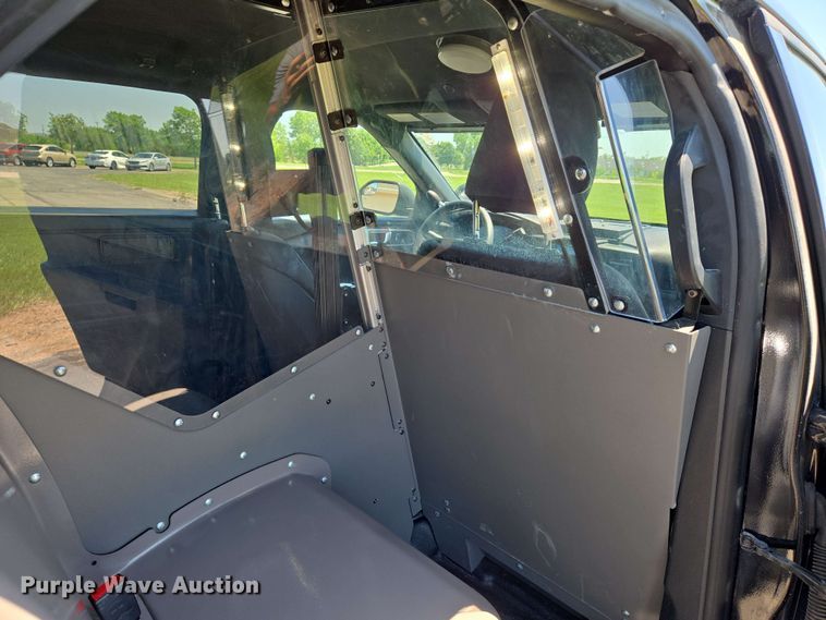 image for item EN8004 2020 Ford  Explorer Police Interceptor SUV