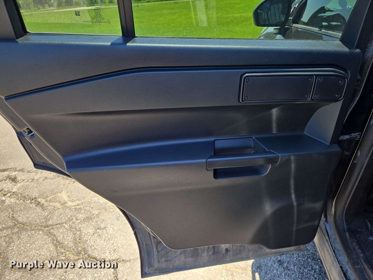 image for item EN8004 2020 Ford  Explorer Police Interceptor SUV