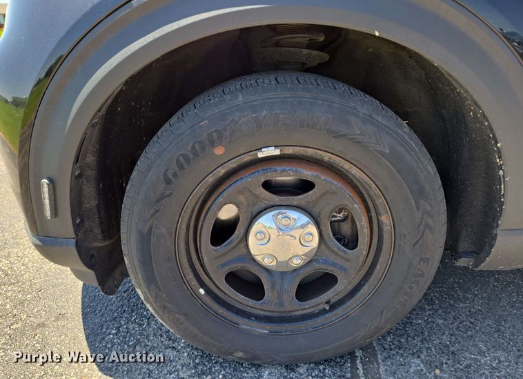 image for item EN8004 2020 Ford  Explorer Police Interceptor SUV