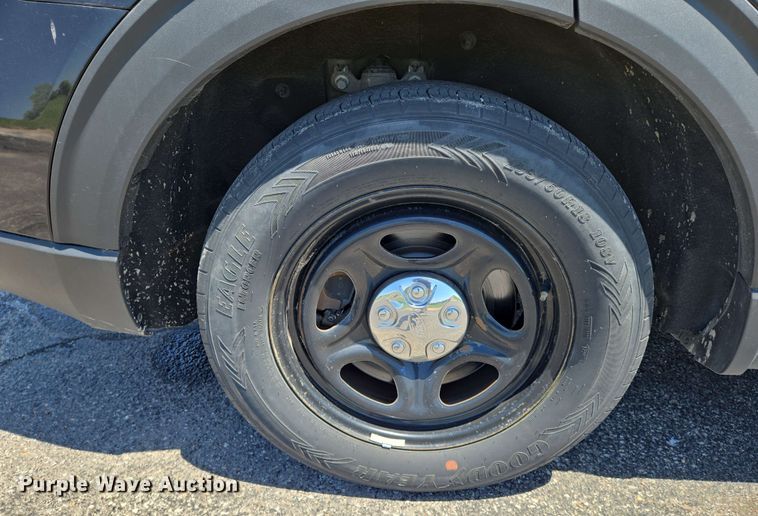 image for item EN8004 2020 Ford  Explorer Police Interceptor SUV