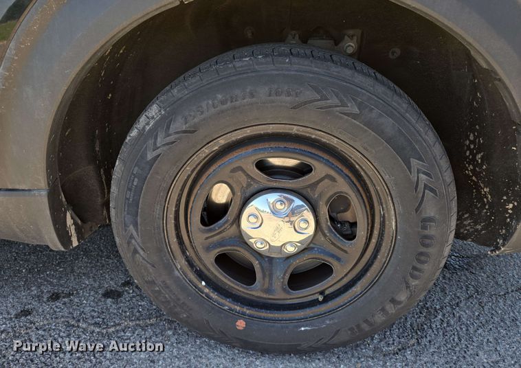 image for item EN8004 2020 Ford  Explorer Police Interceptor SUV